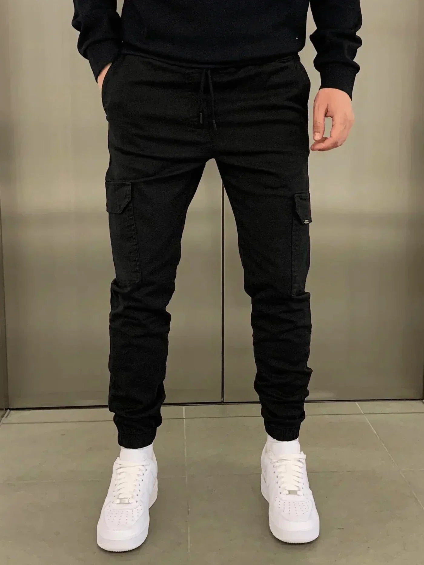 Adrián | Pantalón cargo stretch moderno