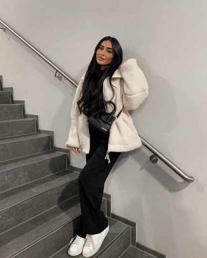 Anastasia | Calidez y Elegancia de Invierno