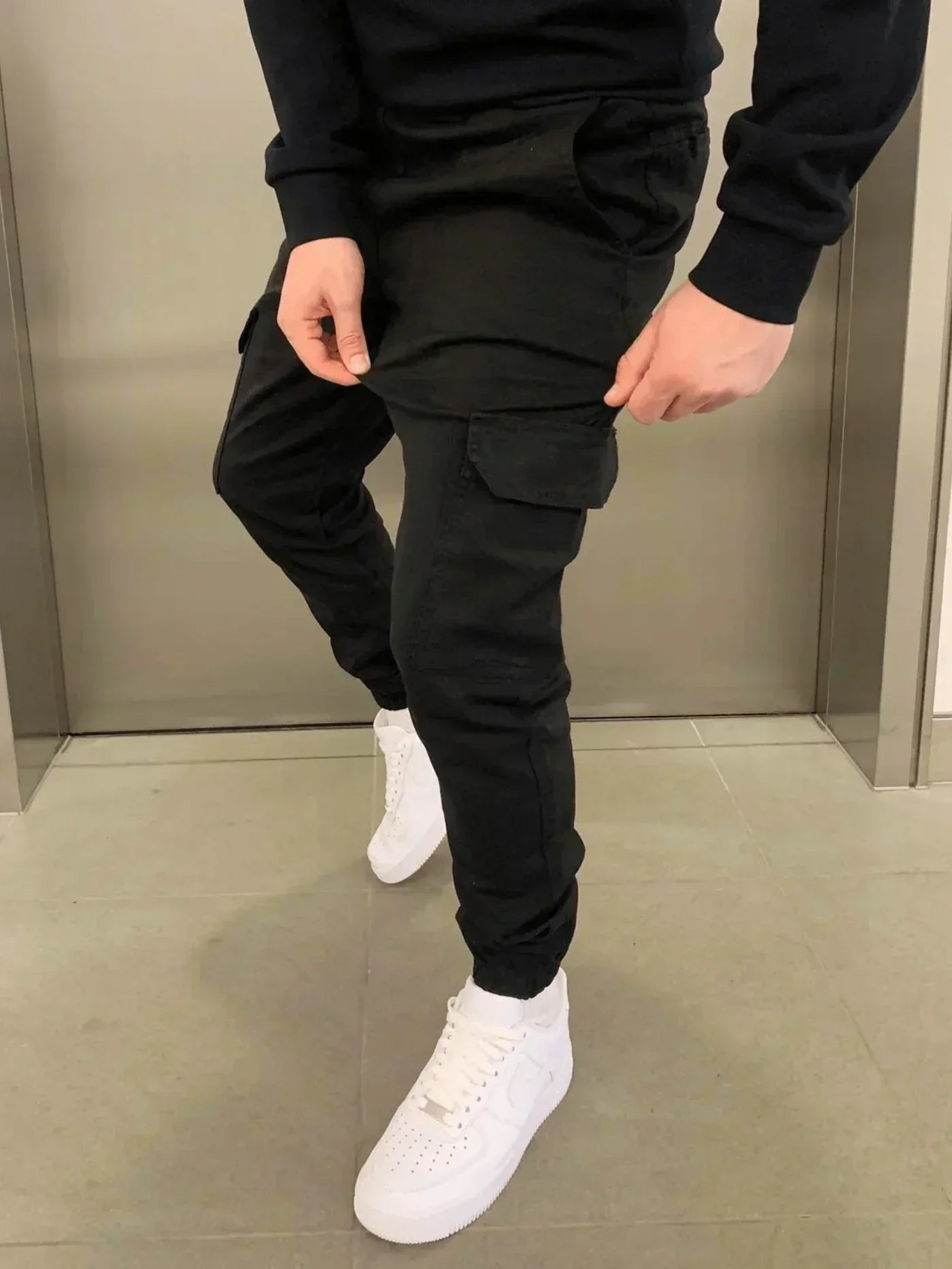 Adrián | Pantalón cargo stretch moderno