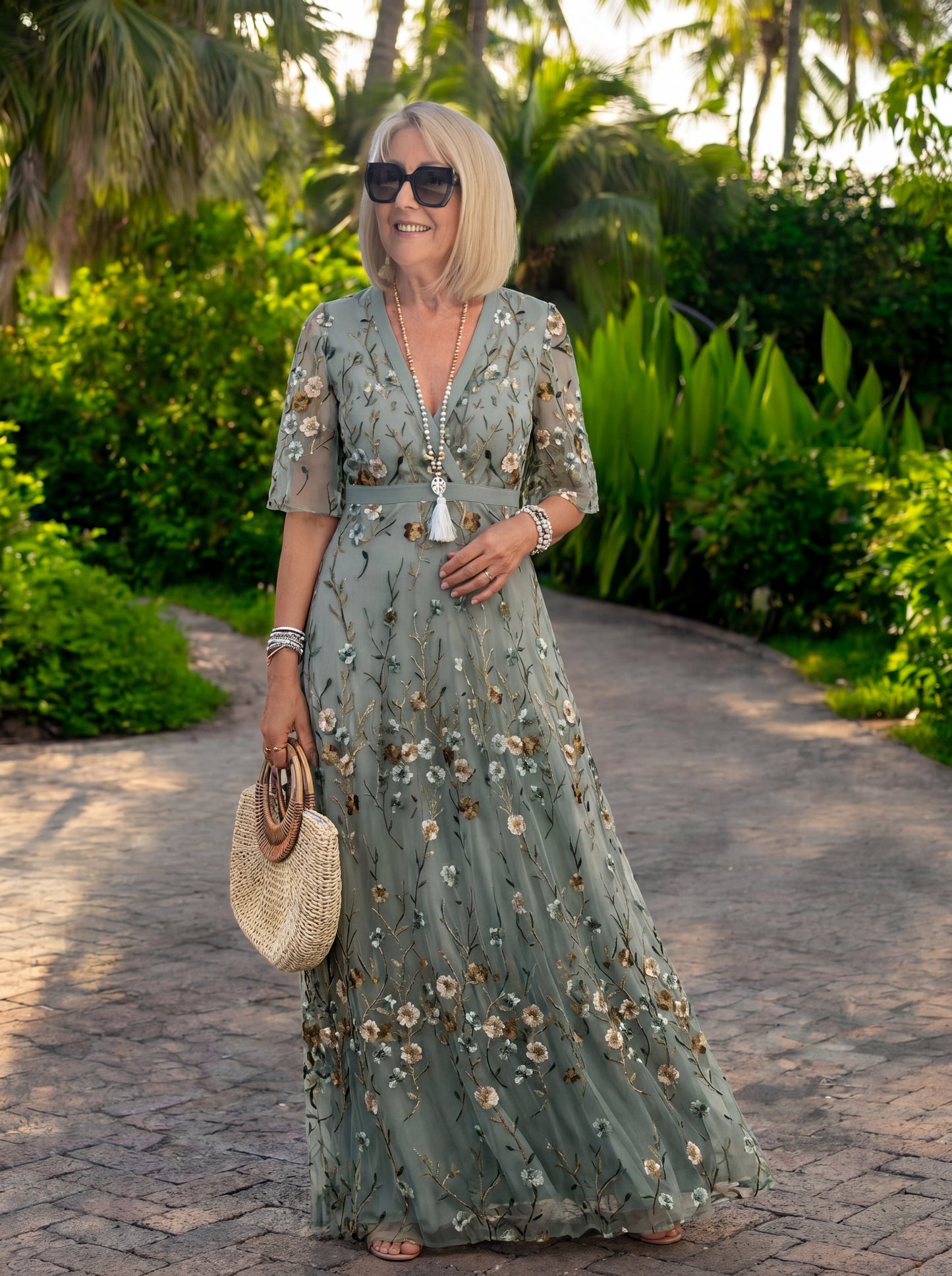 Carmen – Vestido largo de flores con cuello en V
