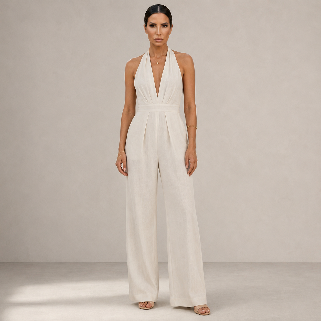 FIORA | Mono de diseño con cuello halter